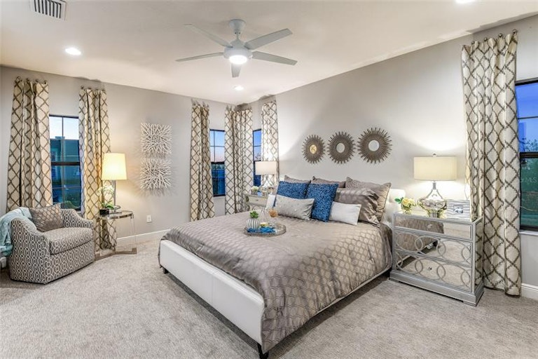 Photo 7 of 10 - 4032 Burdick Loop, Odessa, FL 33556