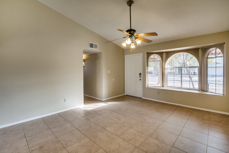 Photo 17 of 36 - 3762 E Garnet Ave, Mesa, AZ 85206