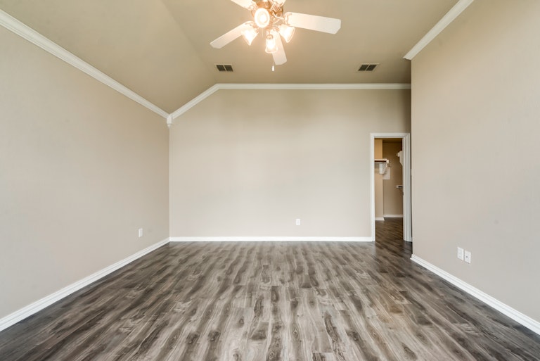 Photo 20 of 30 - 4661 Lance Leaf Dr, Fort Worth, TX 76244
