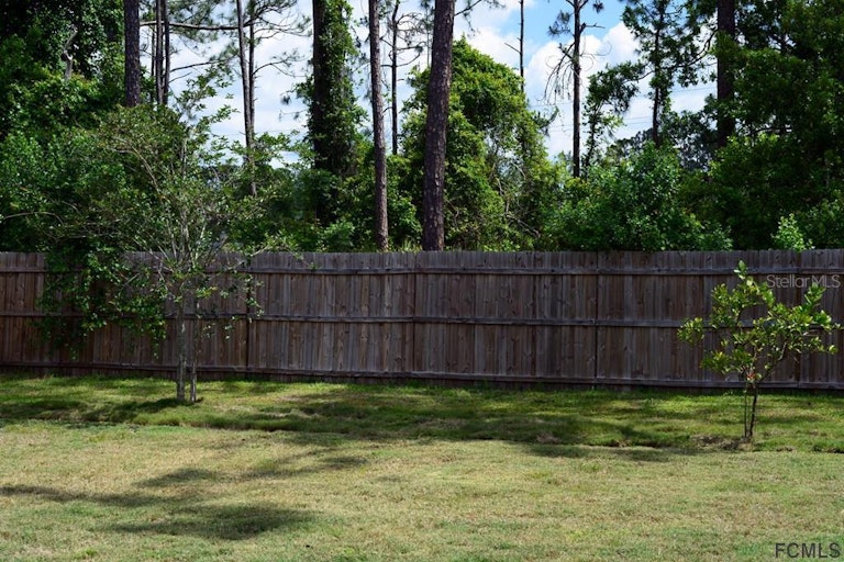 Photo 12 of 12 - 11 Wayland Pl, Palm Coast, FL 32164