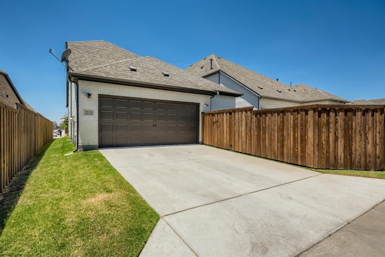 Photo 27 of 29 - 8112 Copper Way, Dallas, TX 75252