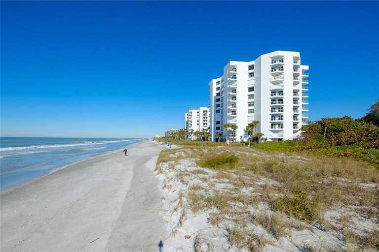 Photo 62 of 63 - 1000 Longboat Club Rd #702, Longboat Key, FL 34228