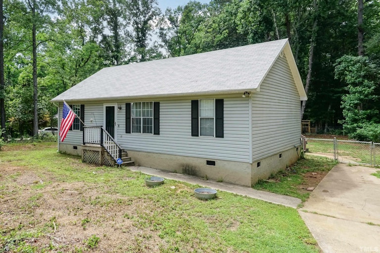 Photo 1 of 20 - 117 Eason Ct, Youngsville, NC 27596