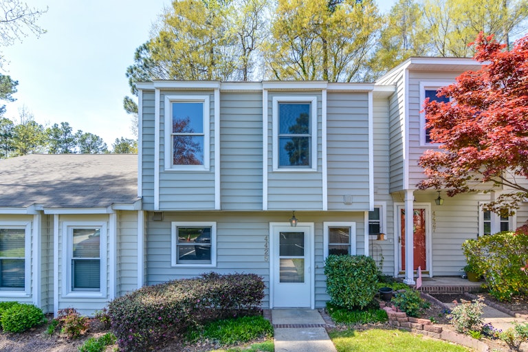 Photo 1 of 22 - 4425 Roller Ct, Raleigh, NC 27604