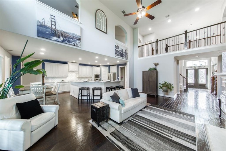 Photo 11 of 38 - 16818 Caney Mountain Dr, Humble, TX 77346
