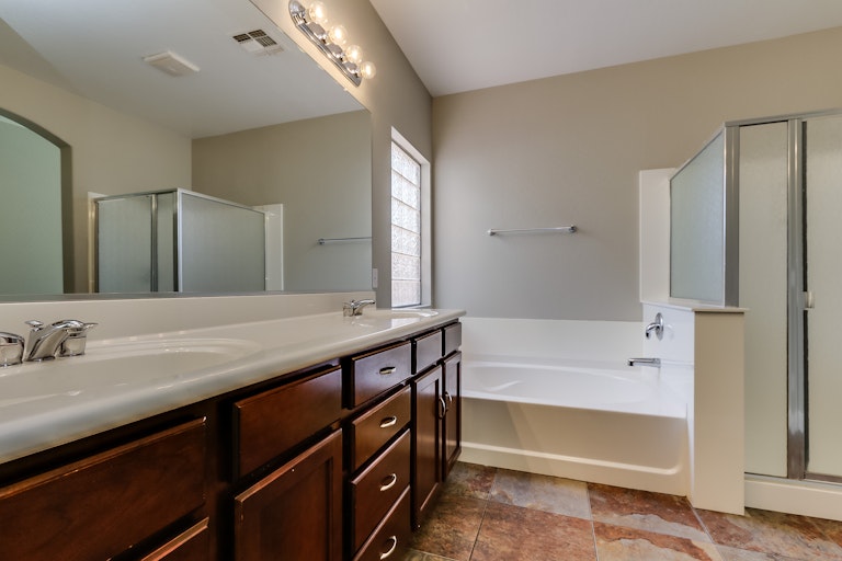 Photo 35 of 46 - 38590 N Tumbleweed Ln, San Tan Valley, AZ 85140