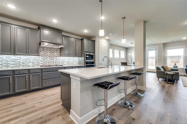 Photo 6 of 33 - 2510 War Admiral St, Celina, TX 75009