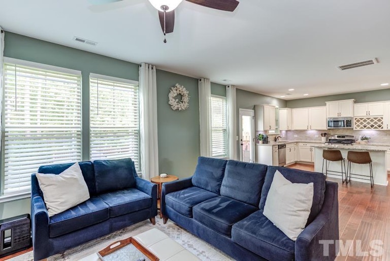 Photo 4 of 25 - 1004 San Antonio Blvd, Durham, NC 27703