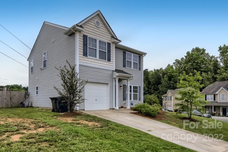 Photo 2 of 33 - 649 Cliffs Inn Cir, Charlotte, NC 28214
