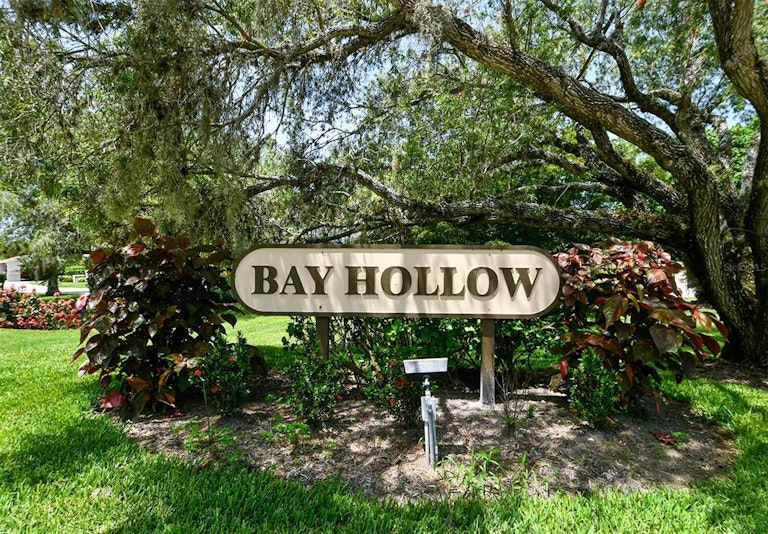 Photo 39 of 55 - 8626 54th Ave W #29, Bradenton, FL 34210