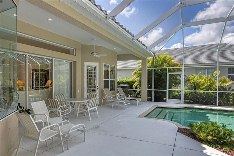 Photo 24 of 32 - 7204 Marston Ct, University Park, FL 34201