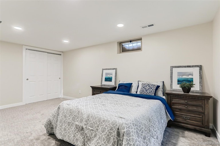 Photo 17 of 30 - 3261 Ivy St, Denver, CO 80207