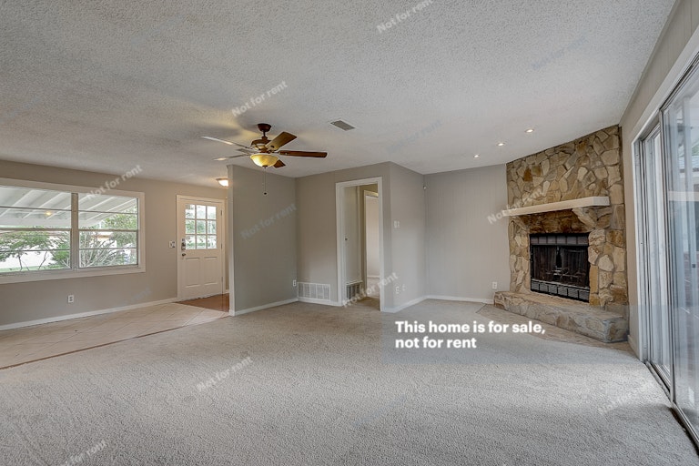 Photo 39 of 44 - 574 Valbon St, Orange Park, FL 32073