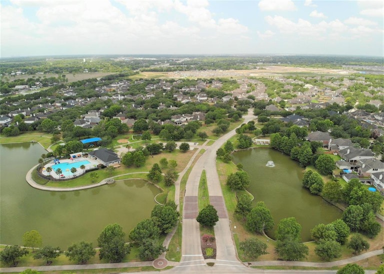 Photo 44 of 44 - 5306 Clear Landing Ct, Rosharon, TX 77583