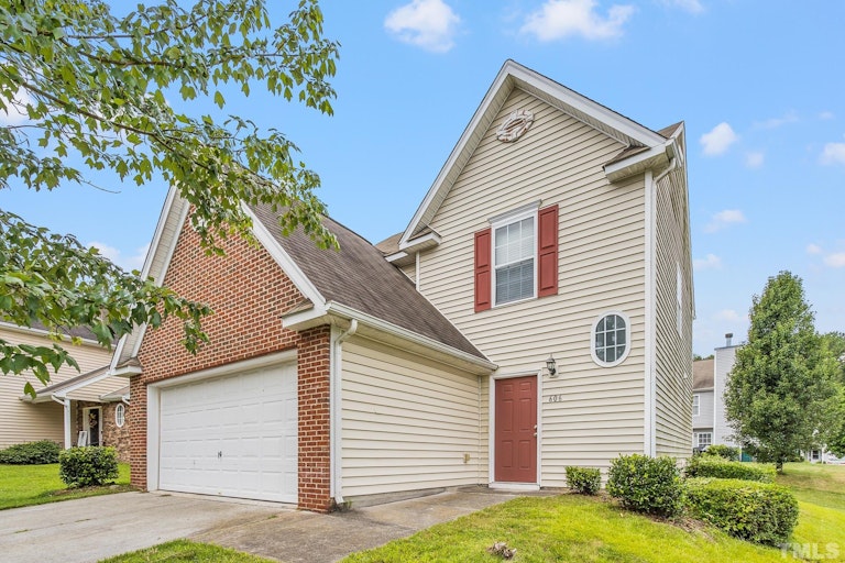 Photo 1 of 23 - 606 Big Twig Ln, Durham, NC 27703