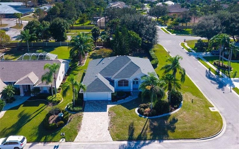 Photo 1 of 25 - 6802 Brookhaven Pl, Bradenton, FL 34203