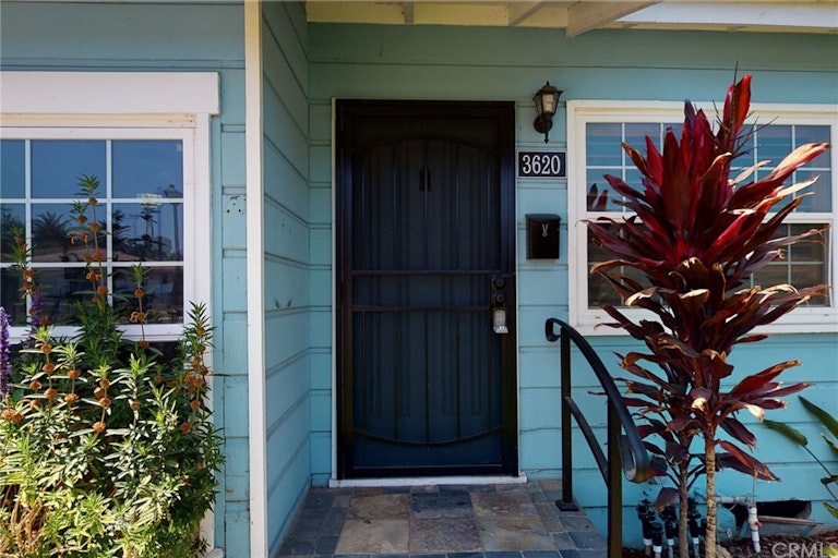 Photo 2 of 36 - 3620 Hoover St, Riverside, CA 92504
