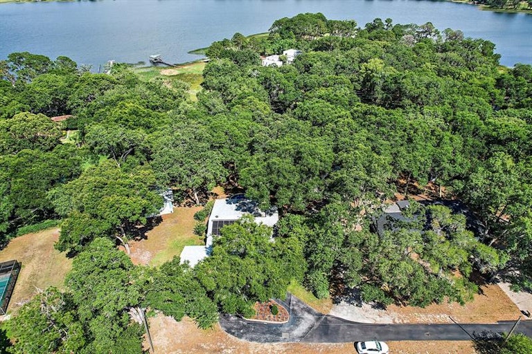 Photo 5 of 35 - 1449 Irma Rd, Eustis, FL 32726