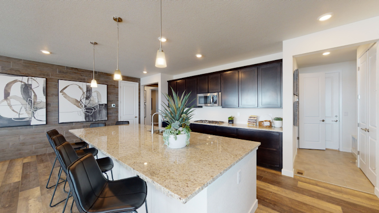 Photo 8 of 31 - 2639 Knobbie Cir SuperHome Unit SUPERHOME, Castle Rock, CO 80109