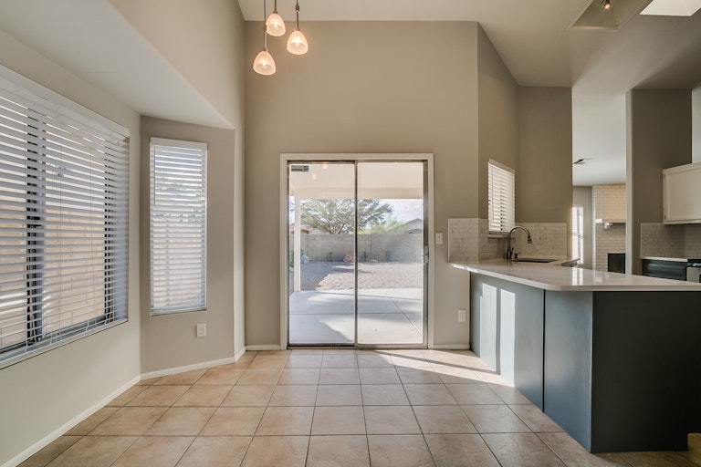 Photo 9 of 19 - 4229 E Liberty Ln, Phoenix, AZ 85048