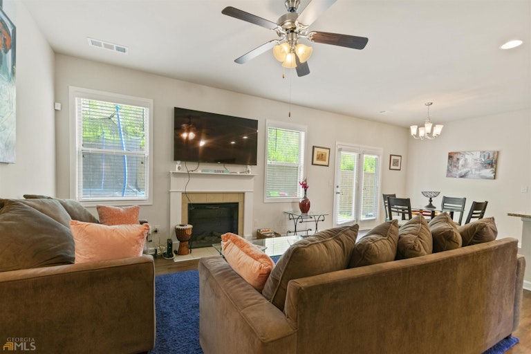 Photo 14 of 30 - 5174 Amberland Sq, Atlanta, GA 30349