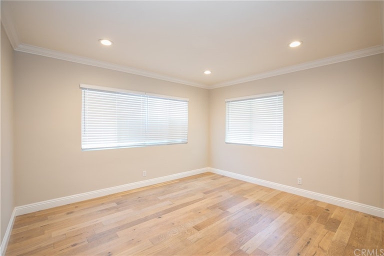 Photo 22 of 54 - 10452 Petit Ave, Granada Hills, CA 91344