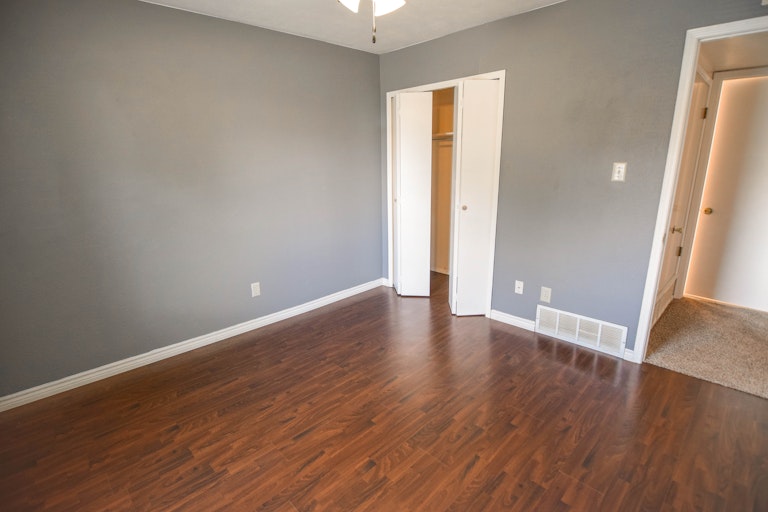 Photo 26 of 37 - 6808 Fryer St, The Colony, TX 75056