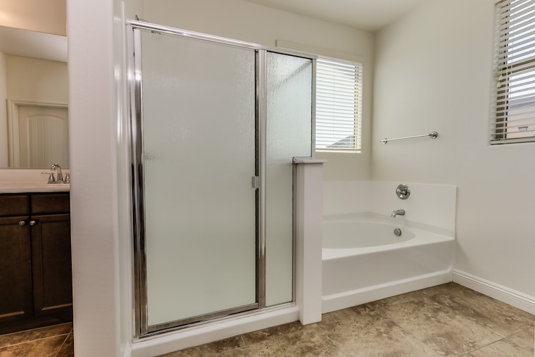 Photo 5 of 34 - 1055 W Santa Gertrudis Trl, San Tan Valley, AZ 85143