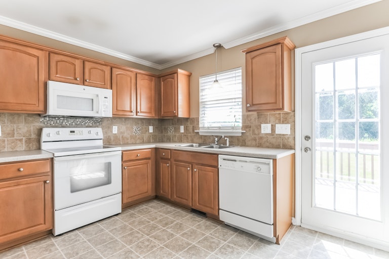 Photo 9 of 25 - 55 Belgian Blue Dr, Garner, NC 27529