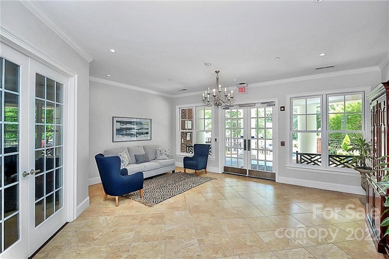 Photo 2 of 20 - 5425 Closeburn Rd #104, Charlotte, NC 28210