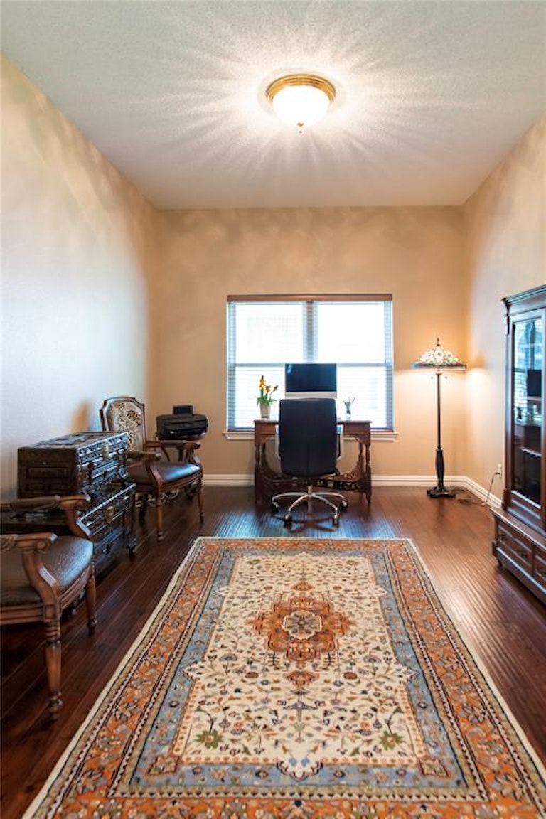 Photo 7 of 40 - 706 Cottonwood Bend Dr, Allen, TX 75002