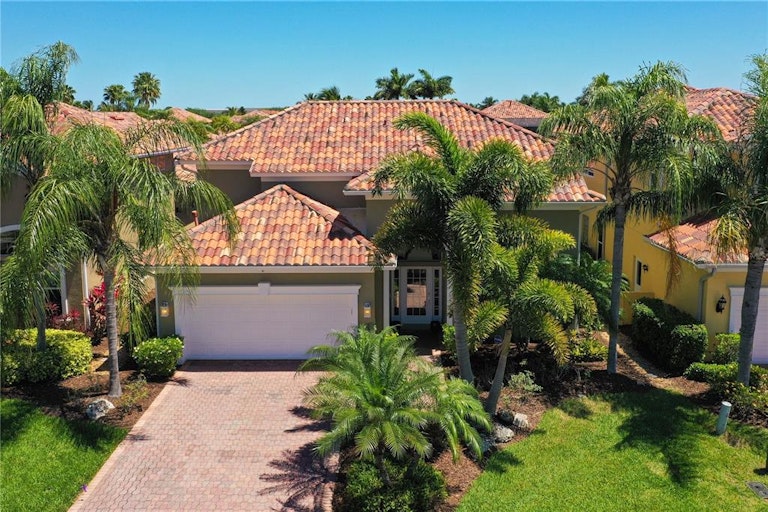 Photo 2 of 51 - 304 9th Ave E, Palmetto, FL 34221