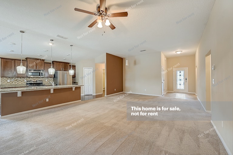 Photo 22 of 36 - 6156 Sandler Chase Trl, Jacksonville, FL 32222