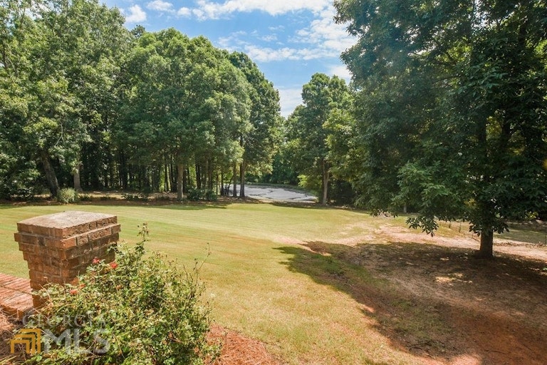 Photo 5 of 105 - 1013 Country Ln, Loganville, GA 30052