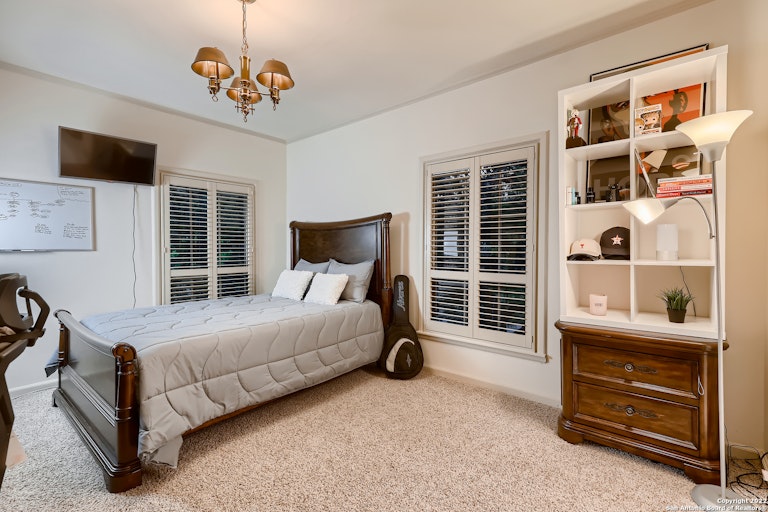 Photo 24 of 38 - 7614 Woodhaven St, San Antonio, TX 78209