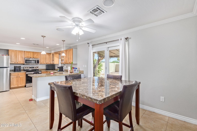 Photo 11 of 29 - 408 E Julie Dr, Tempe, AZ 85283