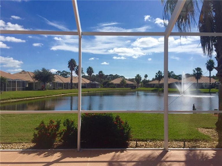 Photo 5 of 14 - 4546 Whispering Oaks Dr, North Port, FL 34287