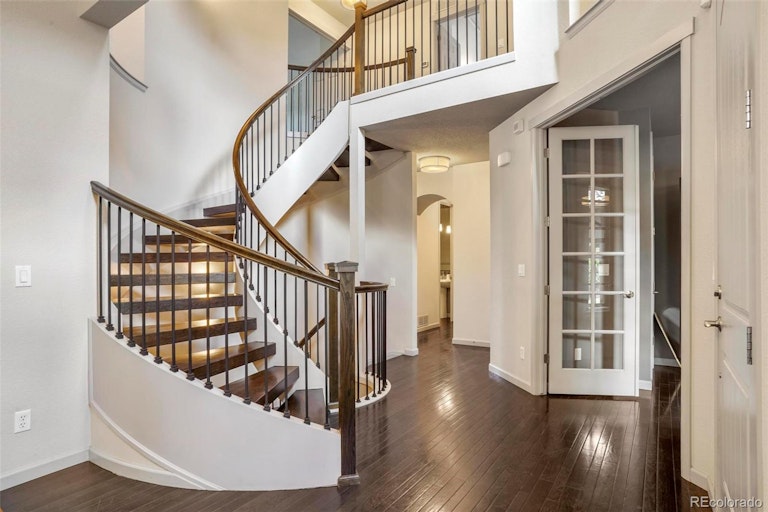 Photo 3 of 40 - 2252 S Loveland St, Denver, CO 80228
