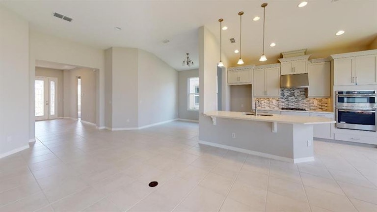 Photo 12 of 16 - 12794 Serene Bocage Pl, Riverview, FL 33569