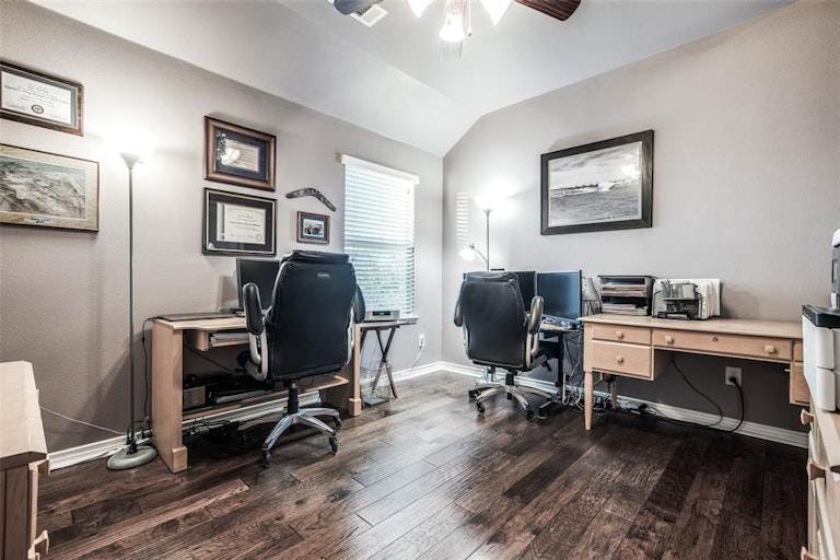 Photo 22 of 25 - 3904 Edward Dr, McKinney, TX 75071