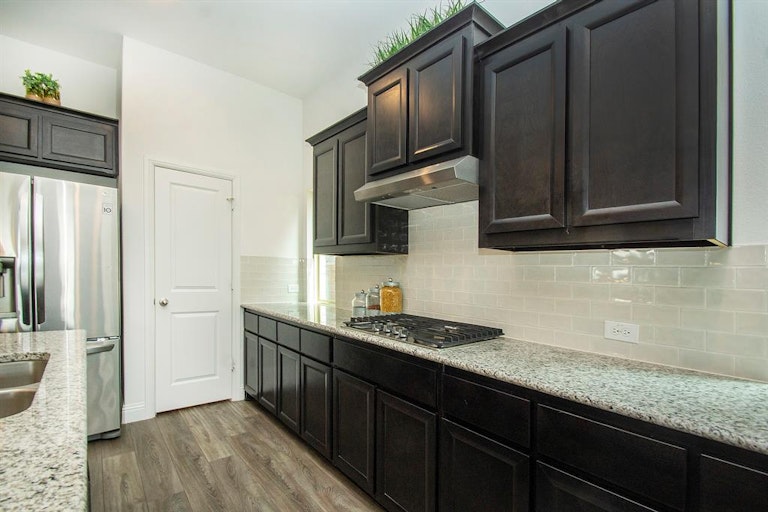 Photo 6 of 34 - 2221 Graham Rd, Anna, TX 75409