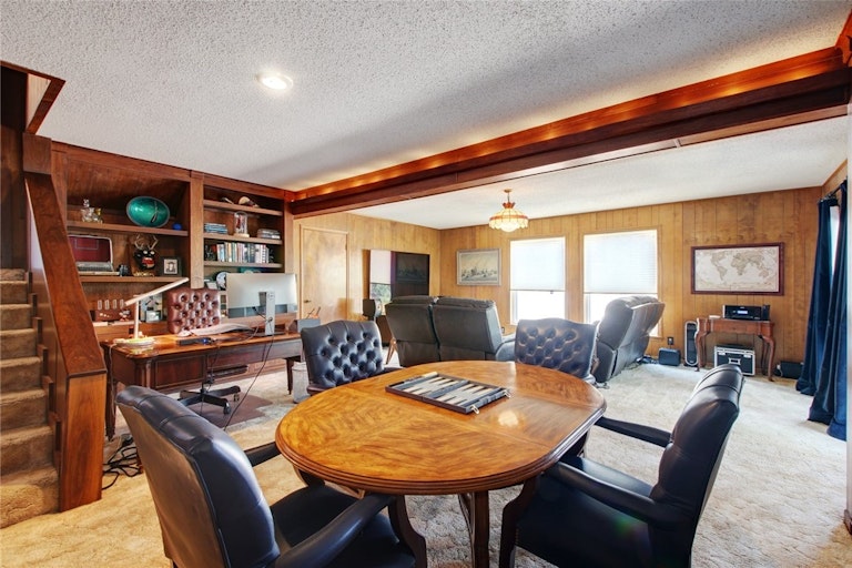 Photo 27 of 32 - 8510 Appalachian Dr, Austin, TX 78759