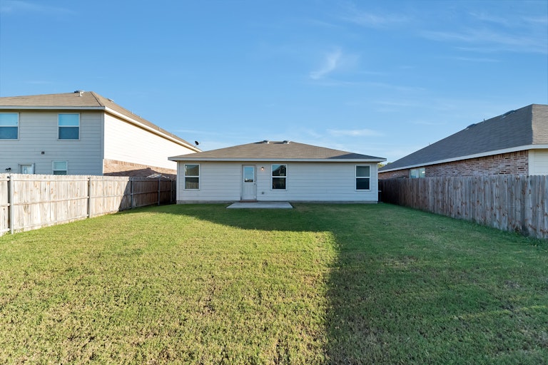 Photo 5 of 21 - 12508 Foxpaw Trl, Fort Worth, TX 76244
