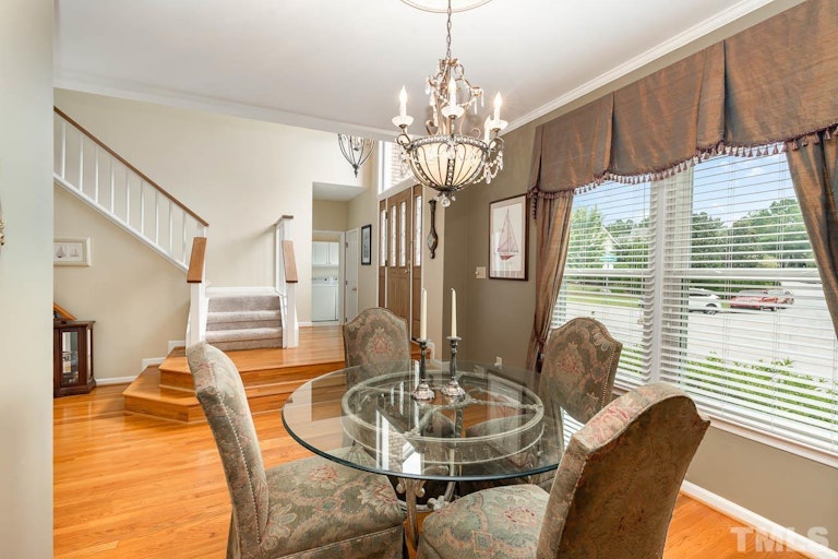 Photo 10 of 26 - 105 Cumberland Green Dr, Cary, NC 27513