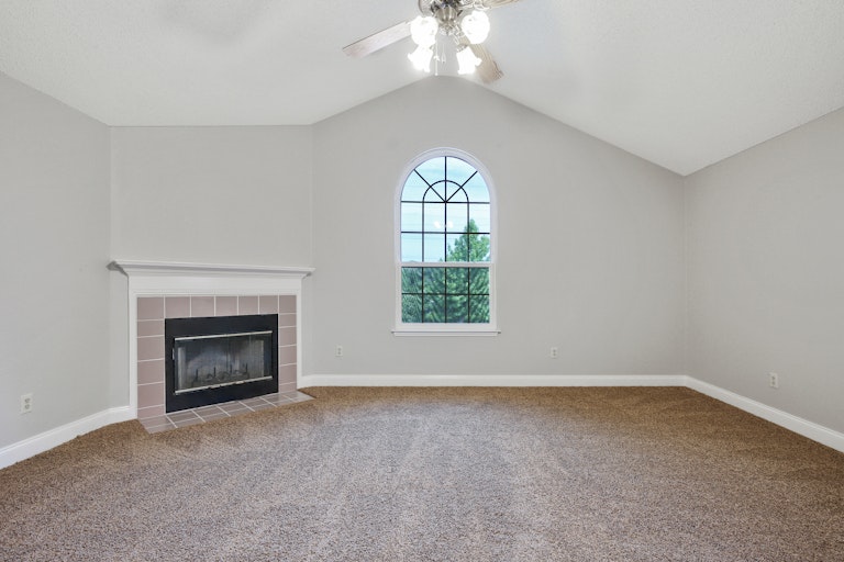 Photo 24 of 25 - 10605 Cobblestone Dr, Benbrook, TX 76126