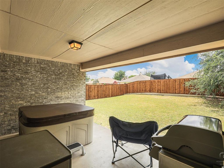Photo 16 of 20 - 117 Magnolia St, Anna, TX 75409