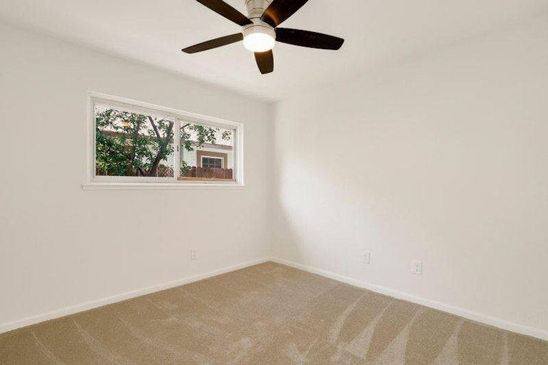 Photo 12 of 20 - 3452 38th St, Sacramento, CA 95817
