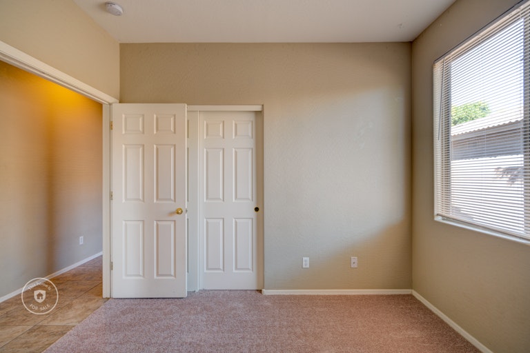 Photo 20 of 25 - 15927 W Maui Ln, Surprise, AZ 85379