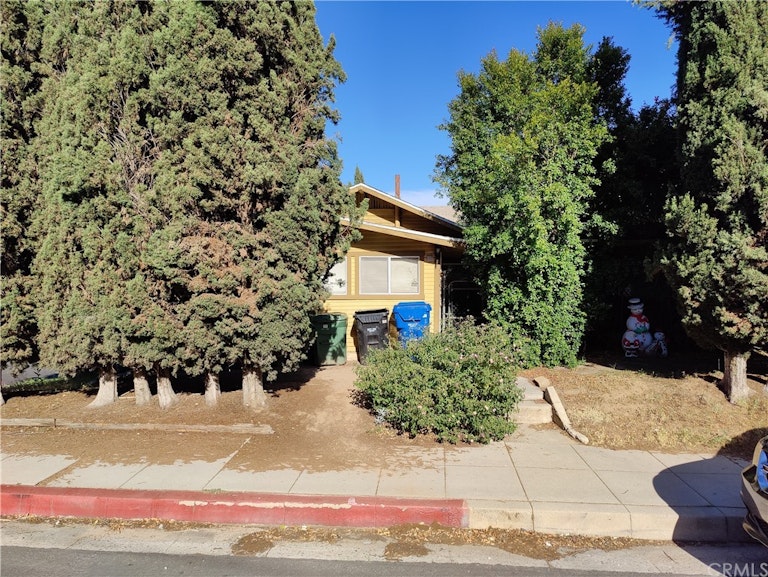 Photo 7 of 16 - 2384 Norwalk Ave, Los Angeles, CA 90041