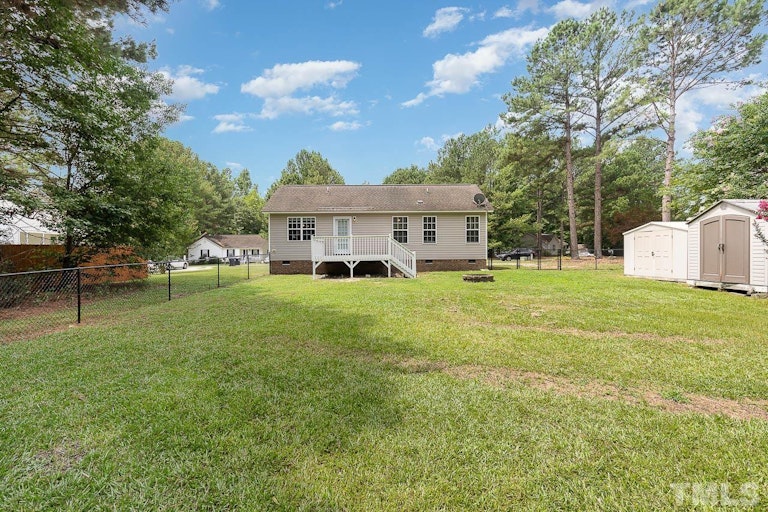 Photo 31 of 32 - 155 Duck Pond Ln, Clayton, NC 27520